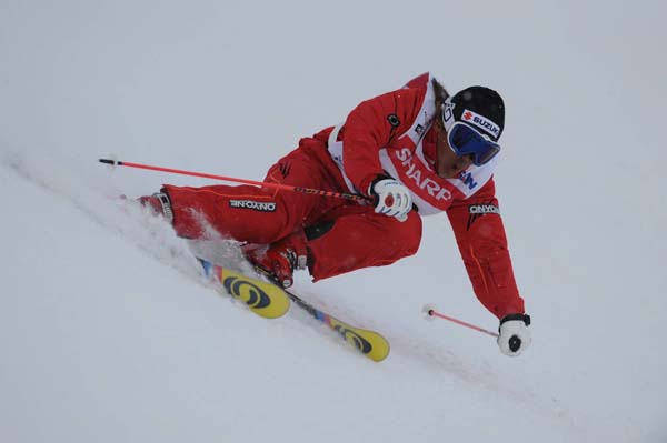 skiing in Japan